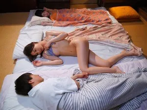 Thanh niên ngây ngô bị em gái thằng bạn lôi kéo sang nhà chuốc thuốc kích dục