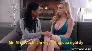 Đang chụp ảnh nude thì thằng em nó cửng to đùng